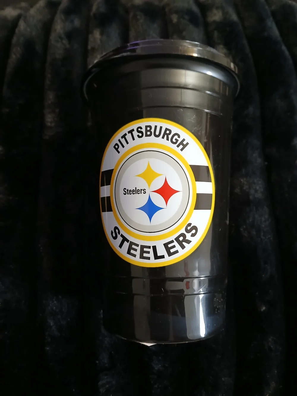 NFL Pittsburgh Steelers Black and Yellow Team Logo Party Cups